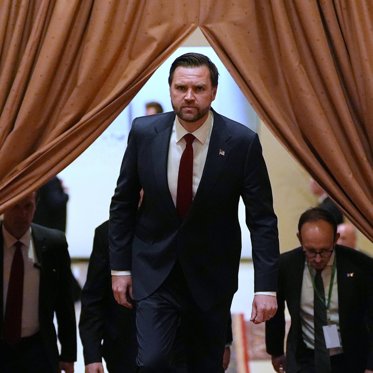 JD Vance could yet save his political skin. But it will mean turning on Trump