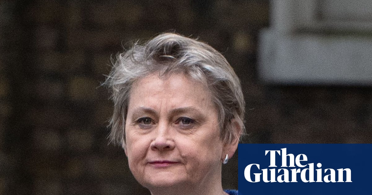 UK Home Secretary Suspends Refugee Family Reunion Scheme Amid Asylum Crackdown