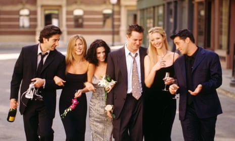 Matthew Perry (third from right) with David Schwimmer, Jennifer Aniston, Courteney Cox, Lisa Kudrow and Matt LeBlanc.