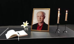 A memorial to radio reporter Nils Horner. 