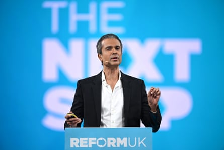 Aseem Malhotra delivers a conference speech