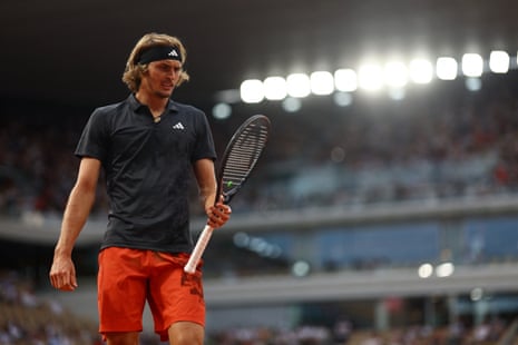 Alexander Zverev looks worried as Ruud powers ahead.