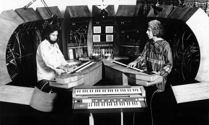 Malcolm Cecil, right, and Robert Margouleff performing live as Tonto’s Expanding Head Band in 1974.