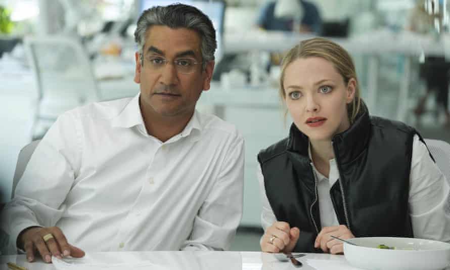 Naveen Andrews and Amanda Seyfried in The Dropout