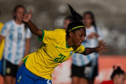 Best women's Brazilian player officially signed to Asian team 