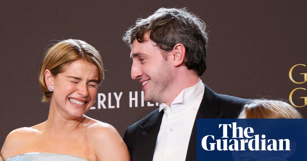 ‘Kitty karma’? Jessie Buckley tries to claw back approval after enraging cat-lovers