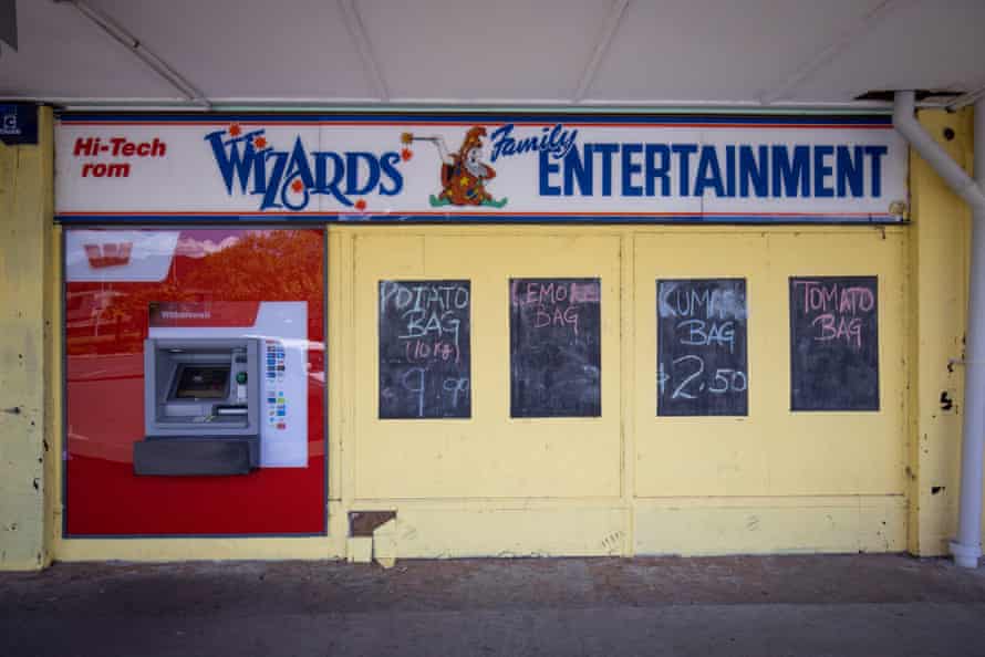 A cash point and wall of ‘Wizard’s Entertainment’ in Kawerau, New Zealand
