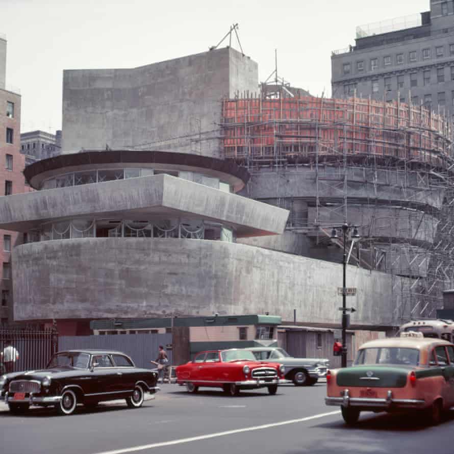 Frank lloyd Wright’s Solomon R Guggenheim museum under construction in New York in the 1950s