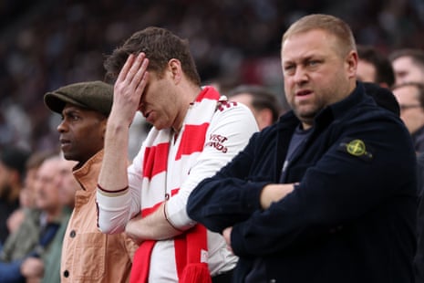 Arsenal fans react