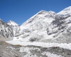 Mount Everest rescue under way after snowstorm traps nearly 1,000 people