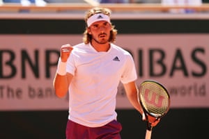 Tsitsipas celebrates his first game