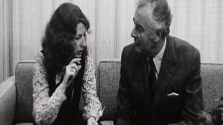 Elizabeth Reid sitting with Gough Whitlam