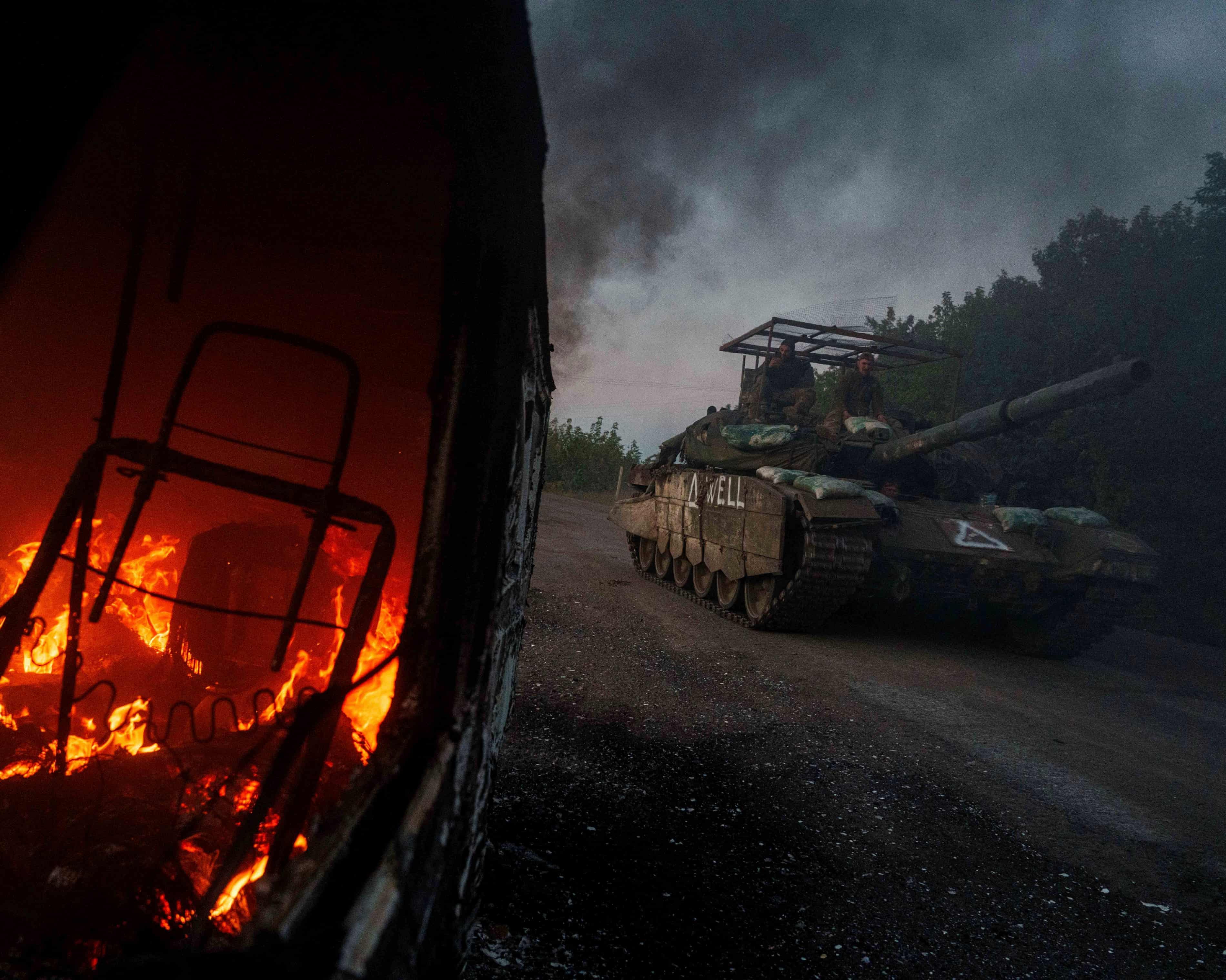 NATO rearmament could increase emissions by 200m tonnes a year, study finds (theguardian.com)