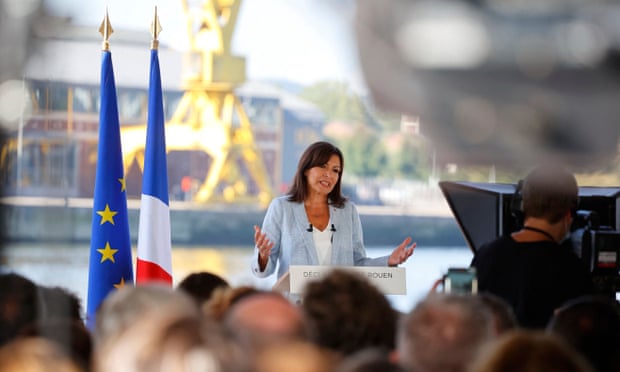 Anne Hidalgo speaking in Rouen as she announces her campaign