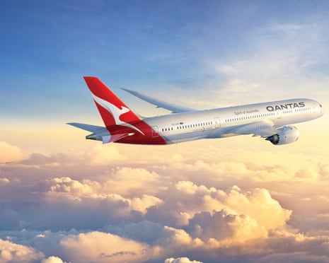Cloudscape<br>Qantas dreamliner