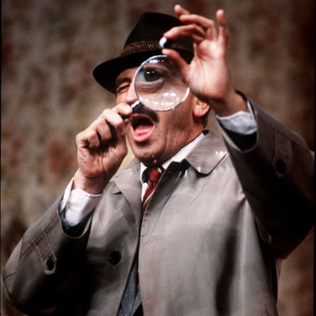 Rossiter in Loot.