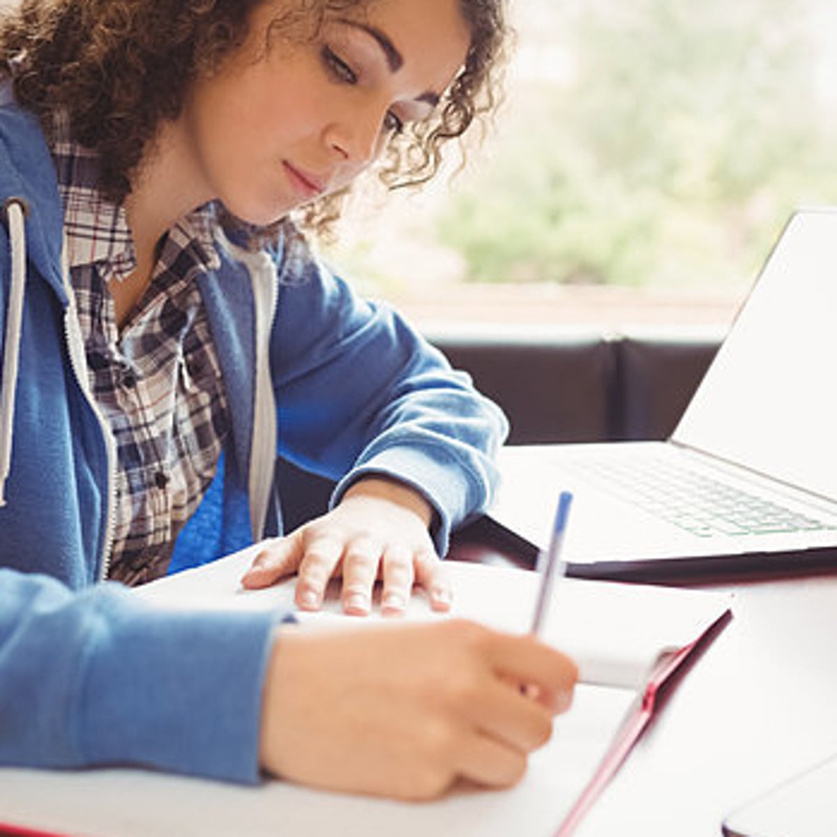 Students warned against using 'essay mill' sites to write dissertations | Students | The Guardian