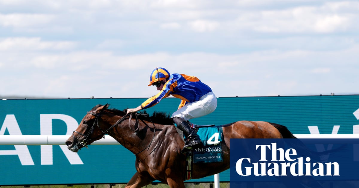 Ryan Moore lái Diamond Necklace bất bại giành chiến thắng dễ dàng tại Nassau Stakes ở Goodwood (Ảnh: Andrew Matthews/PA)