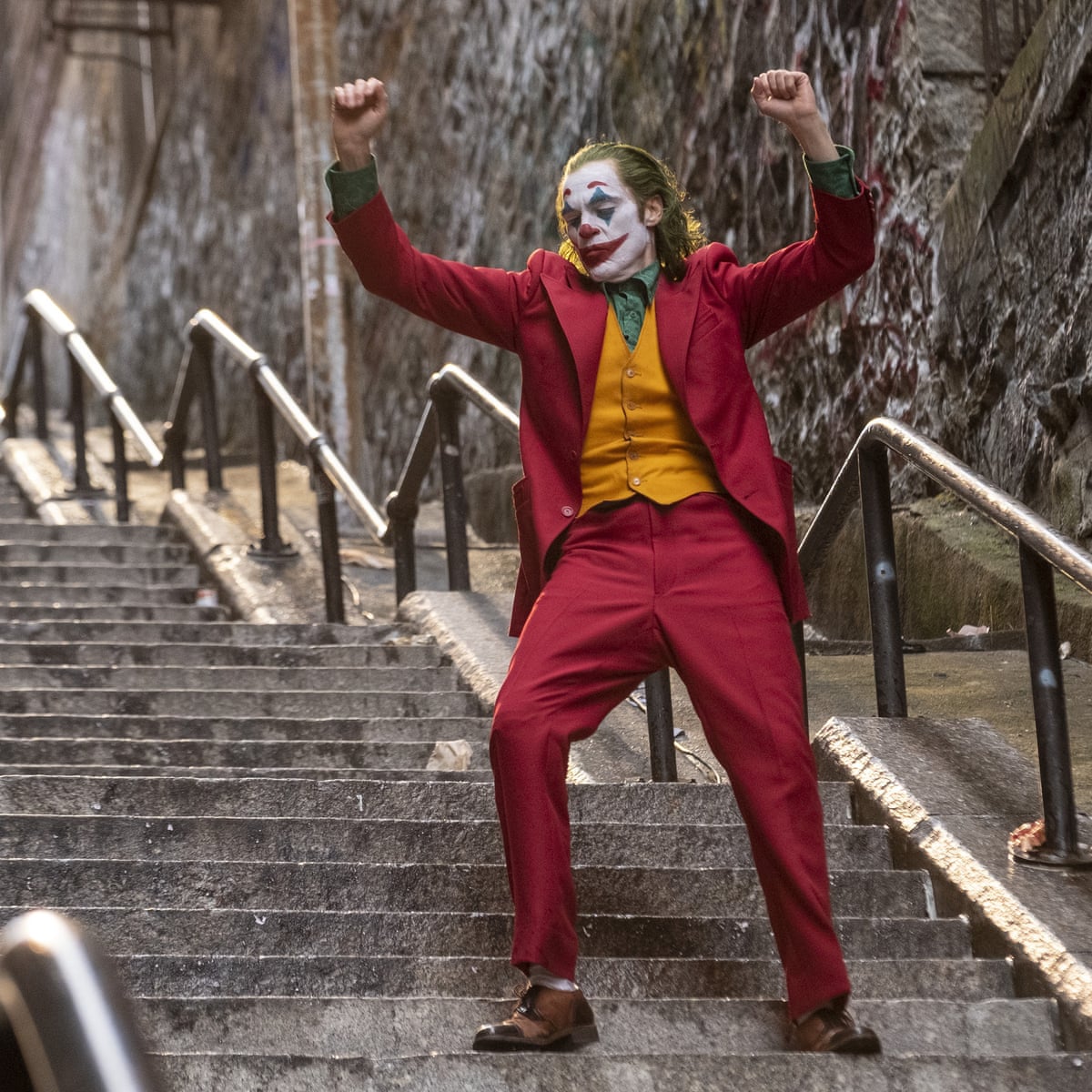 You think this is funny?': final trailer for gritty DC drama Joker ...