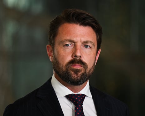 Australia politics live: Labor defends Catherine King’s top-tier Qantas membership gift; defence recruitment reaches 16-year high
