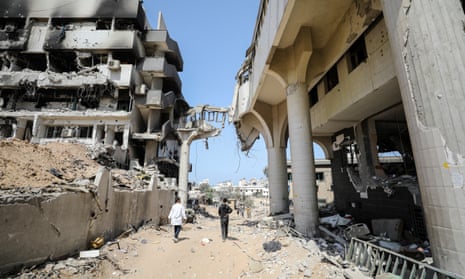 Palestinians inspect the damages at Al Shifa Hospital after Israeli forces withdrew from the hospital and the area around it following a two-week operation, in Gaza City April 2, 2024.