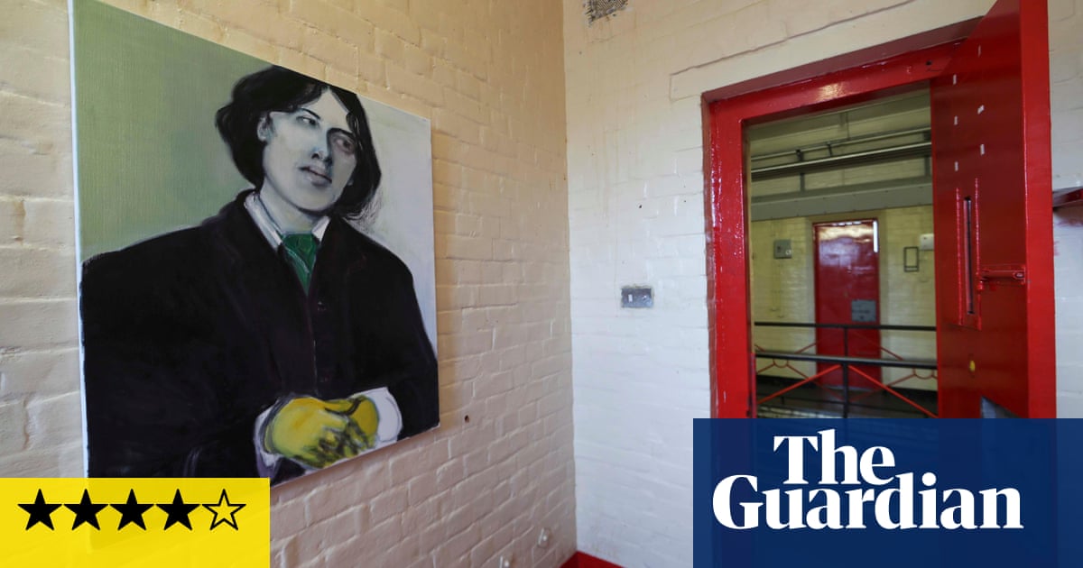 Inside Artists And Writers In Reading Prison Review A Star