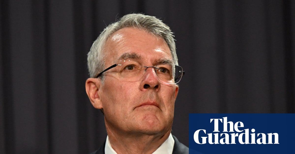 Abortion clinic-style protest bans could reduce ‘distress and anxiety’ at synagogues and Jewish schools, Dreyfus says