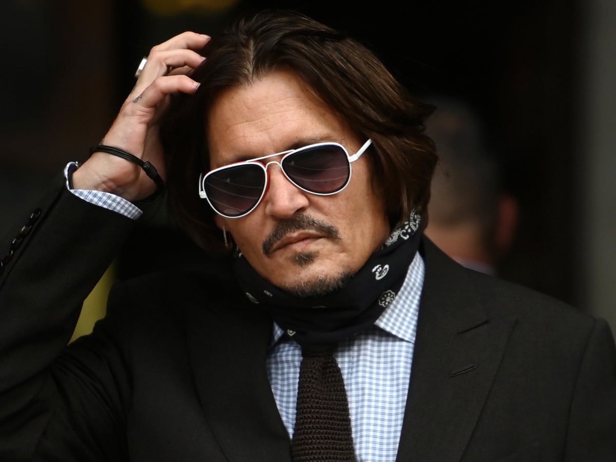 Dior sticks by Johnny Depp in defiance of 'wife beater' ruling ...