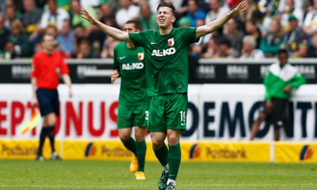 Højbjerg after scoring for Augsburg against Borussia Mönchengladbach during a loan spell from Bayern.