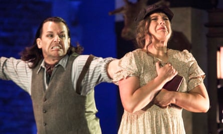 Alison Langer as Gilda with Simon Wilding as Sparafucile in OHP’s Rigoletto.