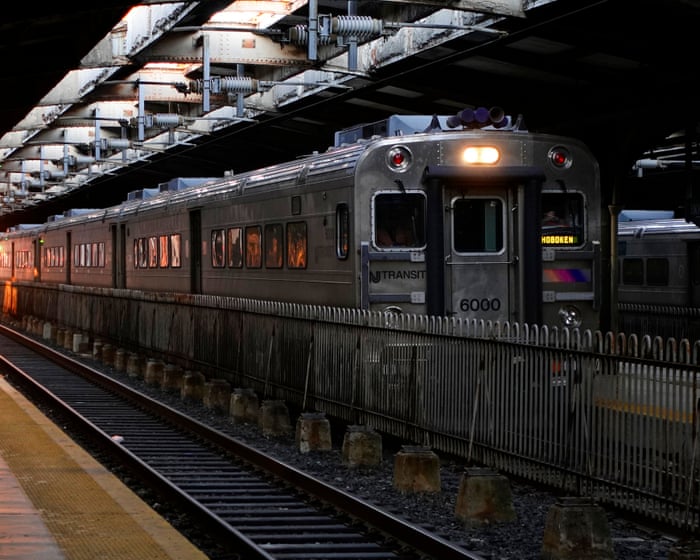 Manhattan commuters urged to work from home for weeks amid rail upgrade