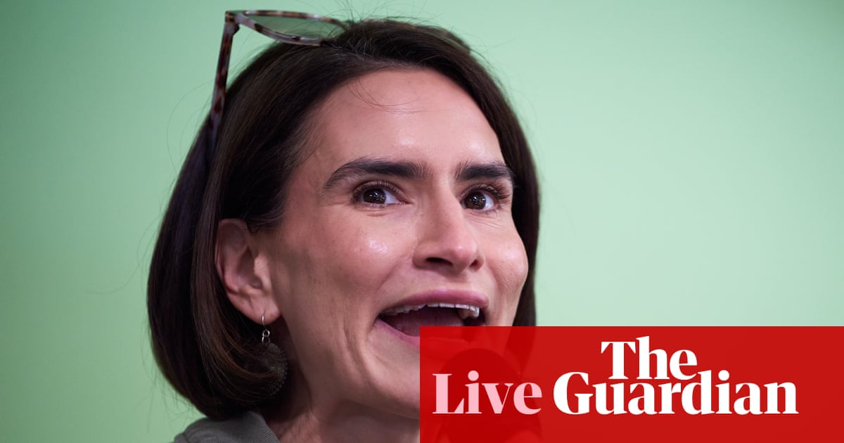 Minnesota progressive wins Senate primary over anti-ICE sentiments, as Wisconsin governor’s race remains close