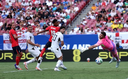 Harry Kane (left) scores England’s winner two minutes into first-half stoppage time in Tampa.