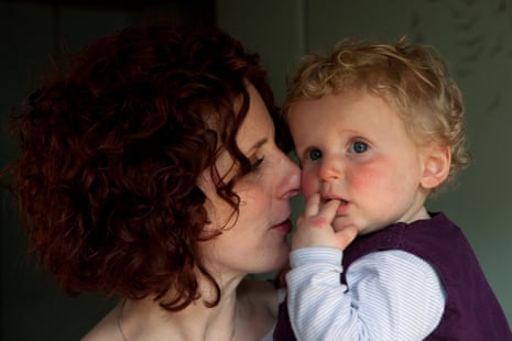 Maggie O’Farrell and daughter in 2010