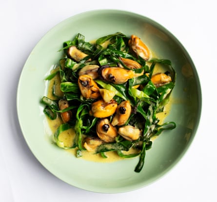 Nigel Slater’s cabbage with mussels