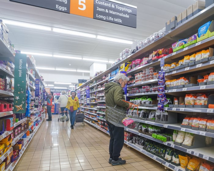 Sainsbury’s urges Rachel Reeves not to fuel inflation with tax rises on retailers