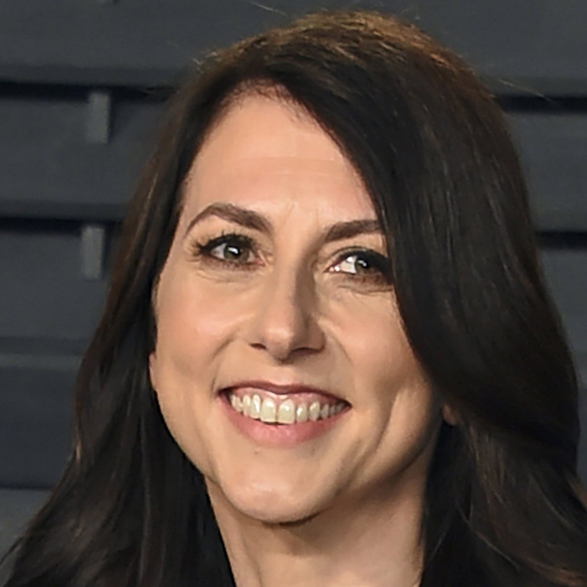 Mackenzie Scott Ex Wife Of Jeff Bezos Gives Away 4bn In Four Months The Super Rich The Guardian