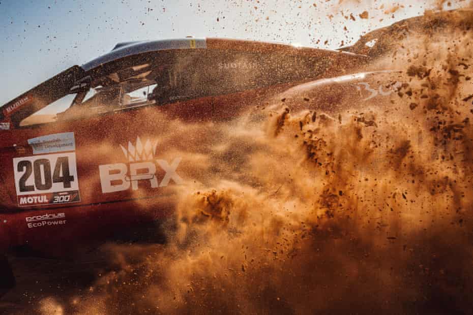 Bahrain Raid Extreme driver Nani Roma and co-driver Alex Haro Bravo drive their Prodrive Hunter on Stage 7 from Riyadh to Al Dawadimi.