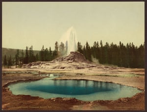 Castle Geyser, Yellowstone national park, Wyoming