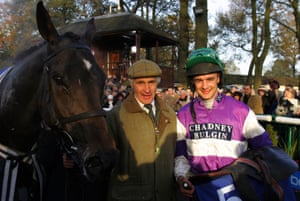 Robert Alner, pictured in between Kingscliff and jockey Robert Walford after winning the Betfair Chase at Haydock in 2005.
