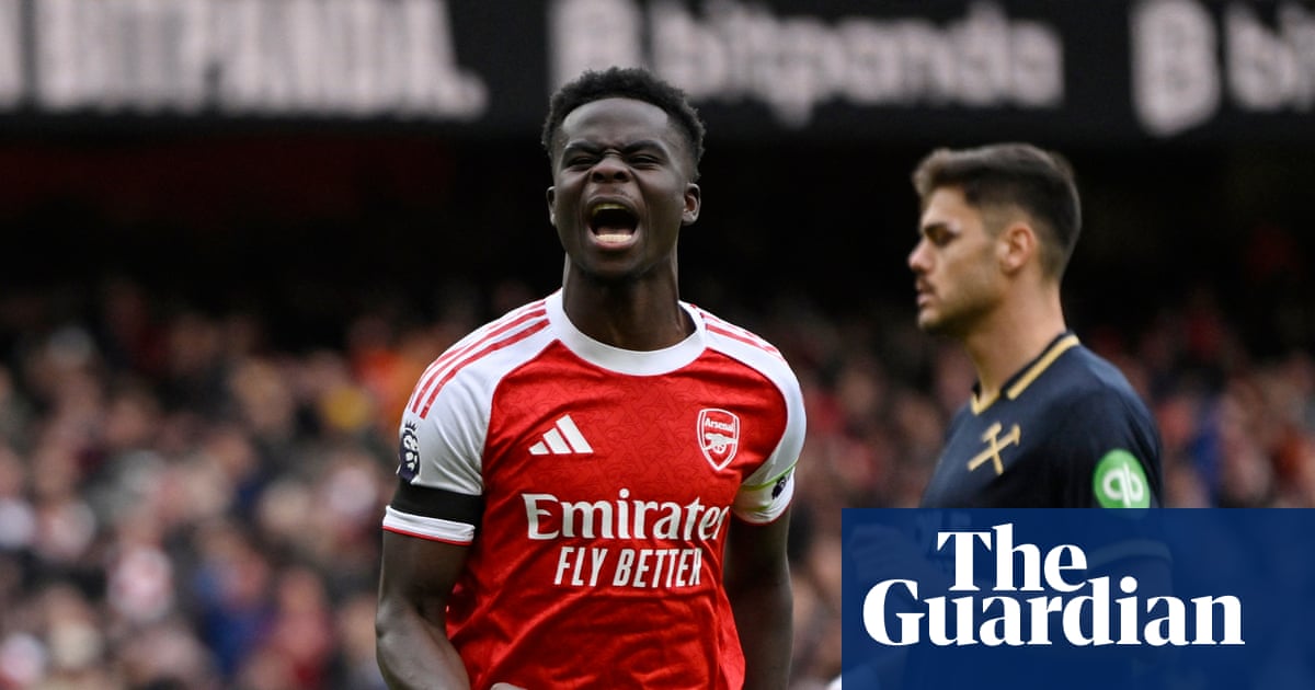 Bukayo Saka is spot-on to seal stroll past West Ham and keeps Arsenal flying