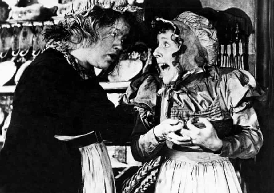 Diana Dors in The Amazing Mr Blunden.