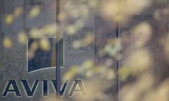 Aviva leads FTSE 100 risers