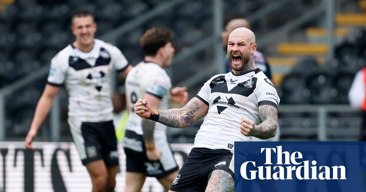 Hull FC turn tide and tame Leeds before era-defining moment for Super League