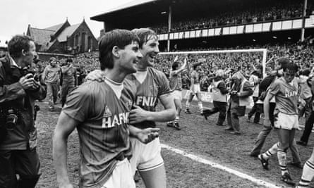 Everton clinched the league title for the eighth time in their history with a 2-0 win over Queens Park Rangers on 6th May 1985.