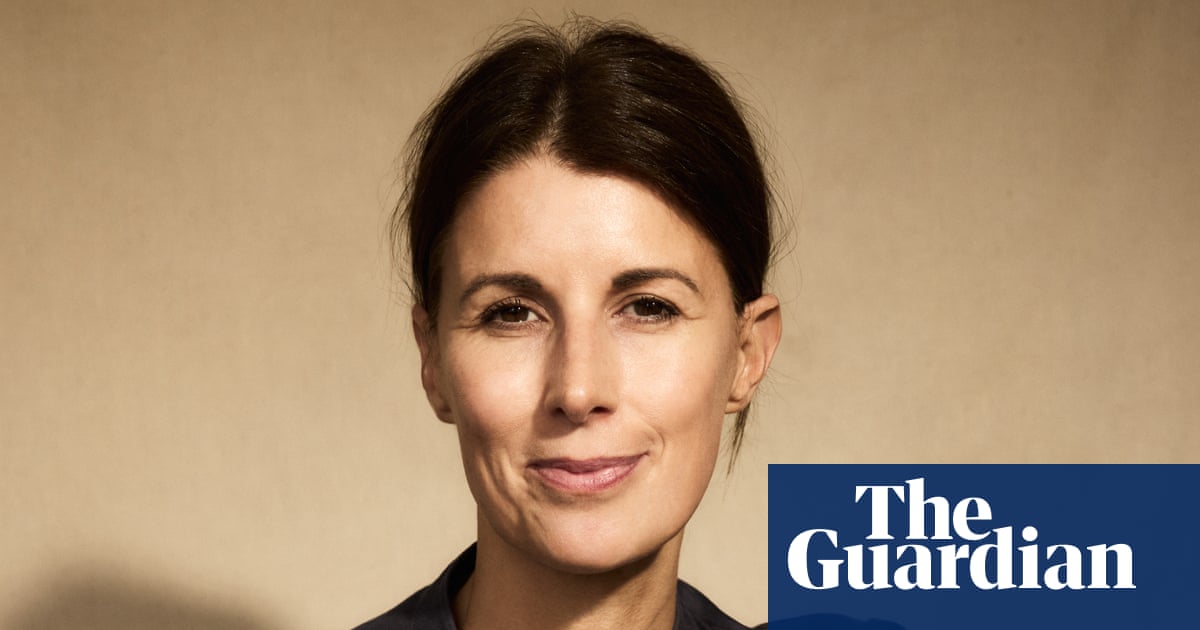 Sophie, Standing There by Meg Mason review – a tale of literary obsession, with cameos from real-life authors | Fiction Sophie, Standing There by Meg Mason review – a tale of literary obsession, with cameos from real-life authors | Fiction