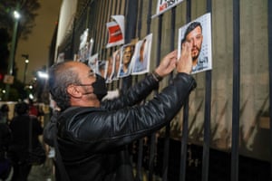 Mexico City, Mexico: Journalists protest outside the offices of the interior ministry after the fifth murder of a journalist this year