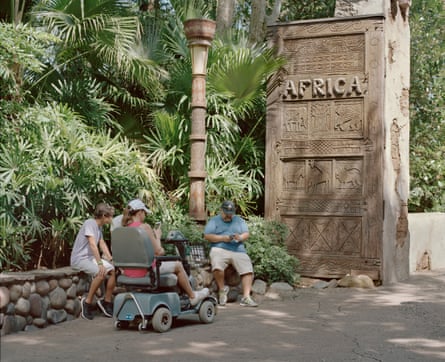 Africa, Disney World. Florida, USA In November 1965 Walt Disney gave a press conference in Florida announcing his vision for the new Disney World amusement park and resort he planned to build on an expanse of swampland twice the size of Manhattan. Crucial to his project, Disney explained, would be his ability to have complete command over his surroundings. “That’s the one thing I learned from Disneyland California — to control the environment.” Built in 1971, Disney World in Florida today covers 39 square miles and is the largest and most visited theme park on the planet, with over 50 million annual visitors.