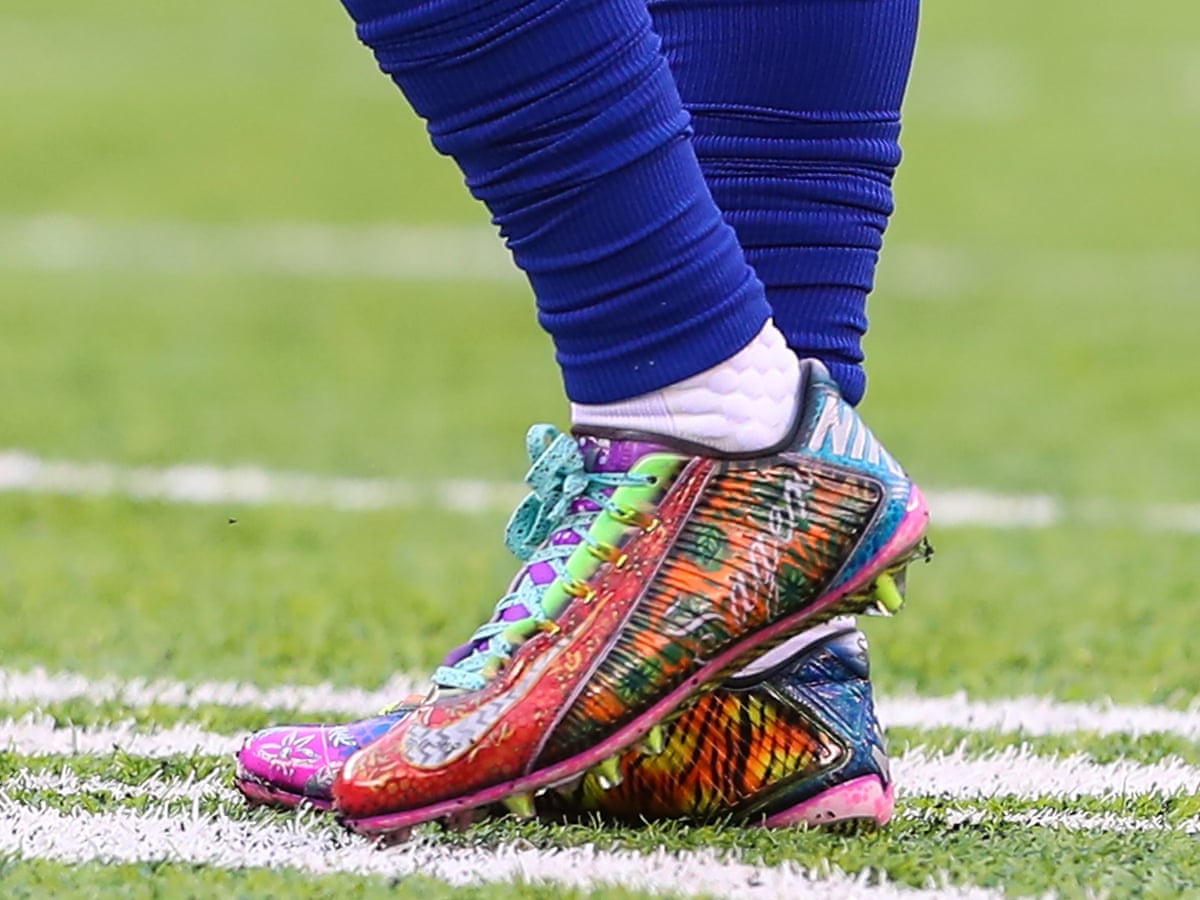 odell beckham jr. halloween dressed up as joker New York Giants: Fan Impersonates Jr on Odell Beckham Jr. and his