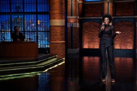 Zainab Johnson performs on Late Night with Seth Meyers in 2018.